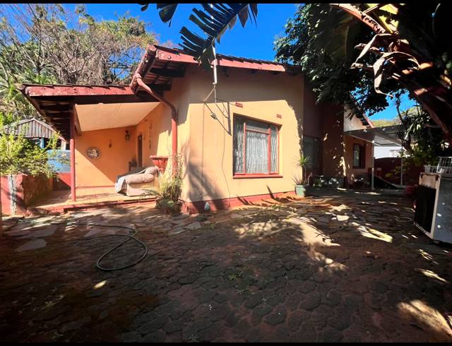3 BEDROOM HOUSE FOR SALE IN BLUFF